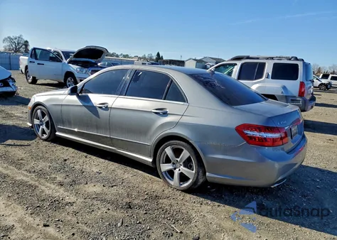 2011 Mercedes-Benz E 350 z USA, uszkodzony, nr VIN WDDHF5GB2BA450743